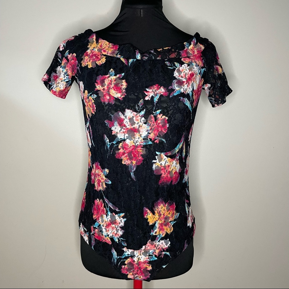 Off/On Shoulder Lace Bodysuit NWT